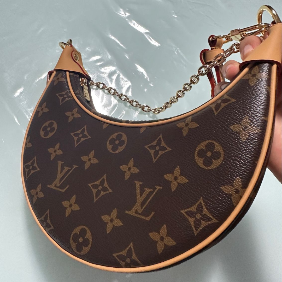 LOUIS VUITTON – CARTERA COOKIE BB