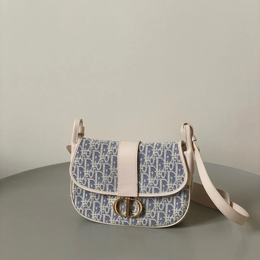 CARTERA DIOR 30 MONTAIGNE DE TAMAÑO MEDIANO