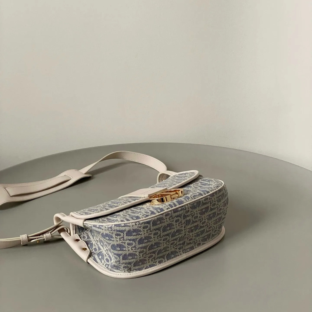 CARTERA DIOR 30 MONTAIGNE DE TAMAÑO MEDIANO