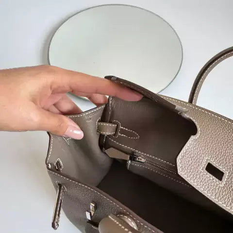 HERMÈS BIRKIN 25 HSS CRAIE/GRIS TOURTERELLE EN PIEL TOGO CON HERRAJES DORADOS CEPILLADOS