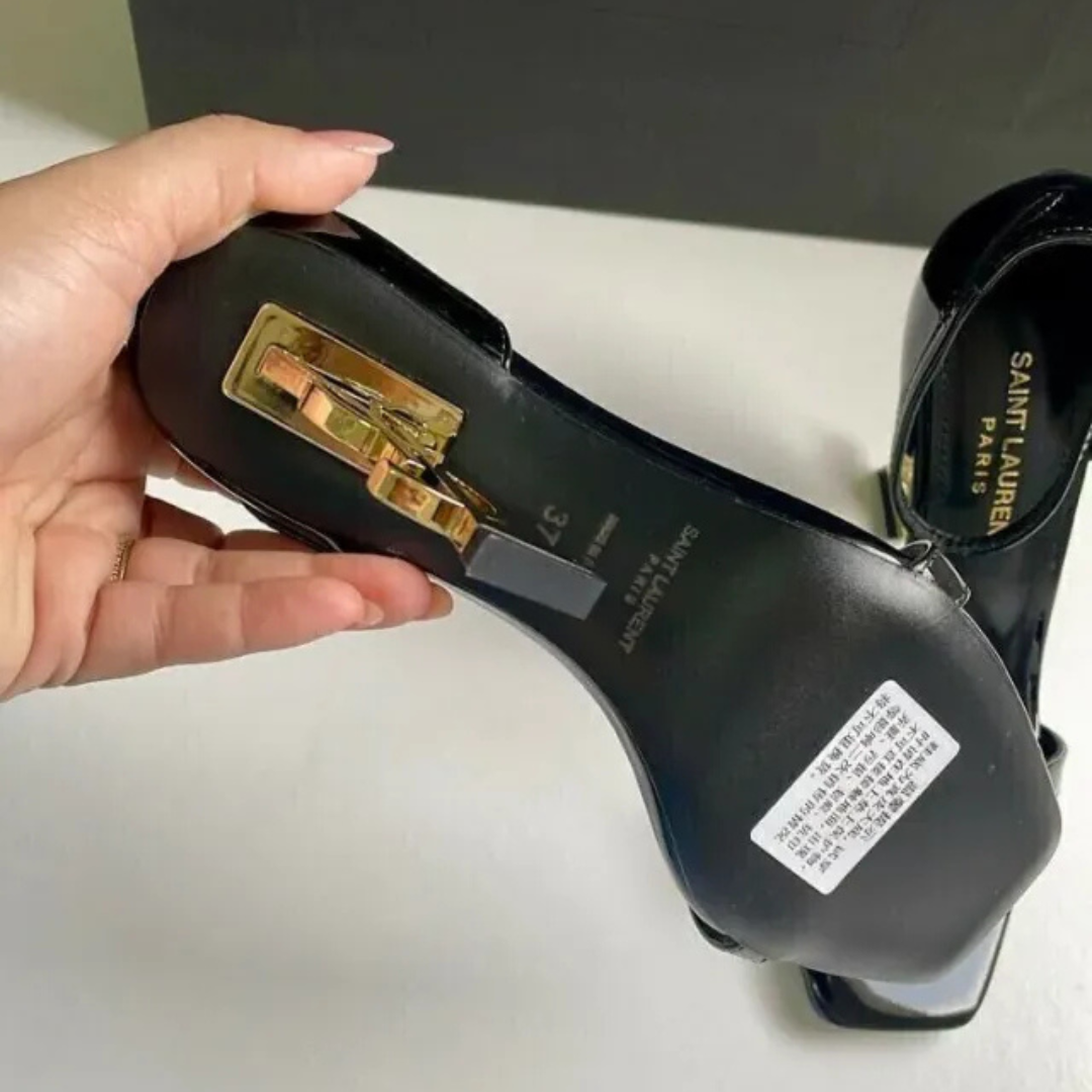 KIT DE FIRMA DE YSL: CARTERA LOULOU Y SANDALIAS OPYUM