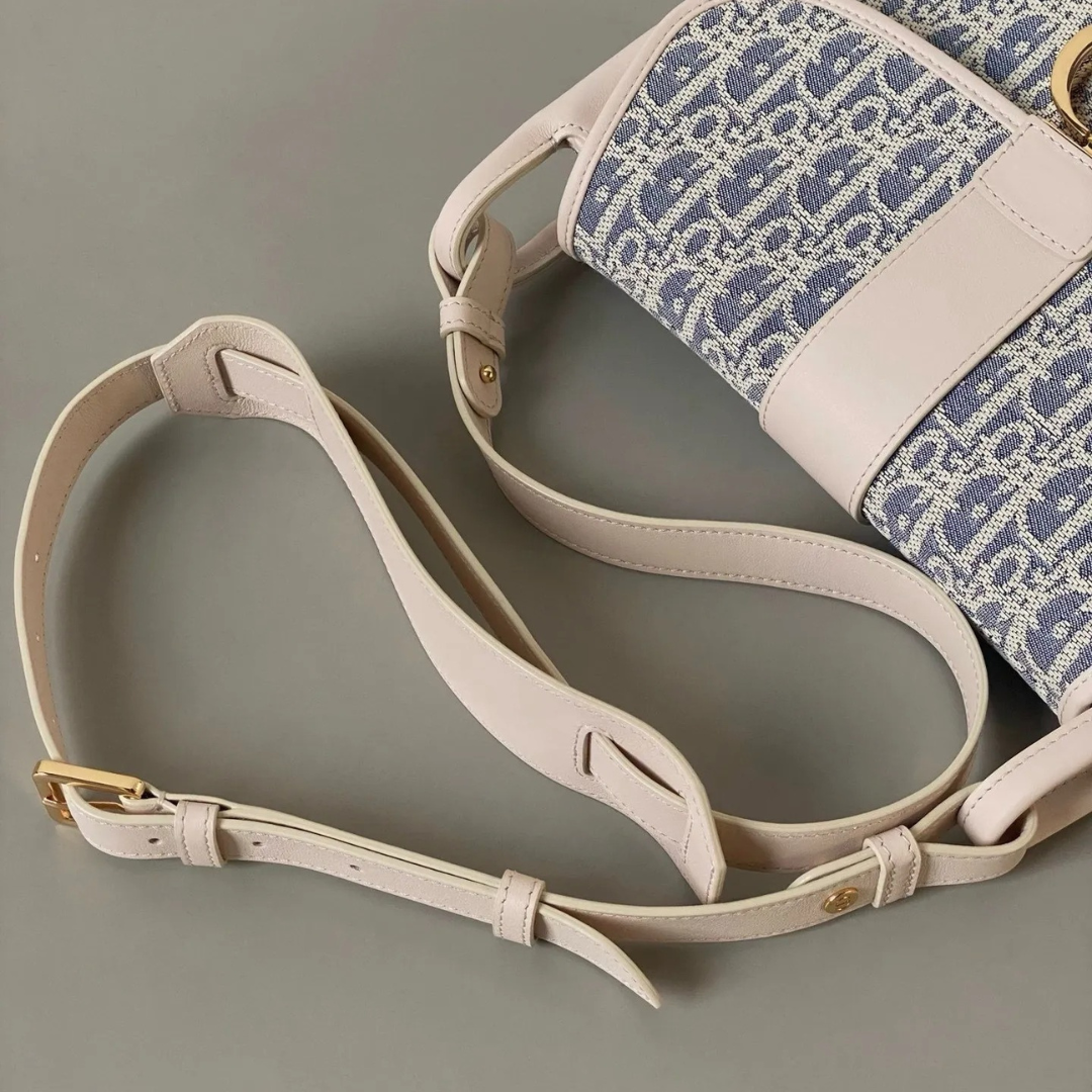 CARTERA DIOR 30 MONTAIGNE DE TAMAÑO MEDIANO