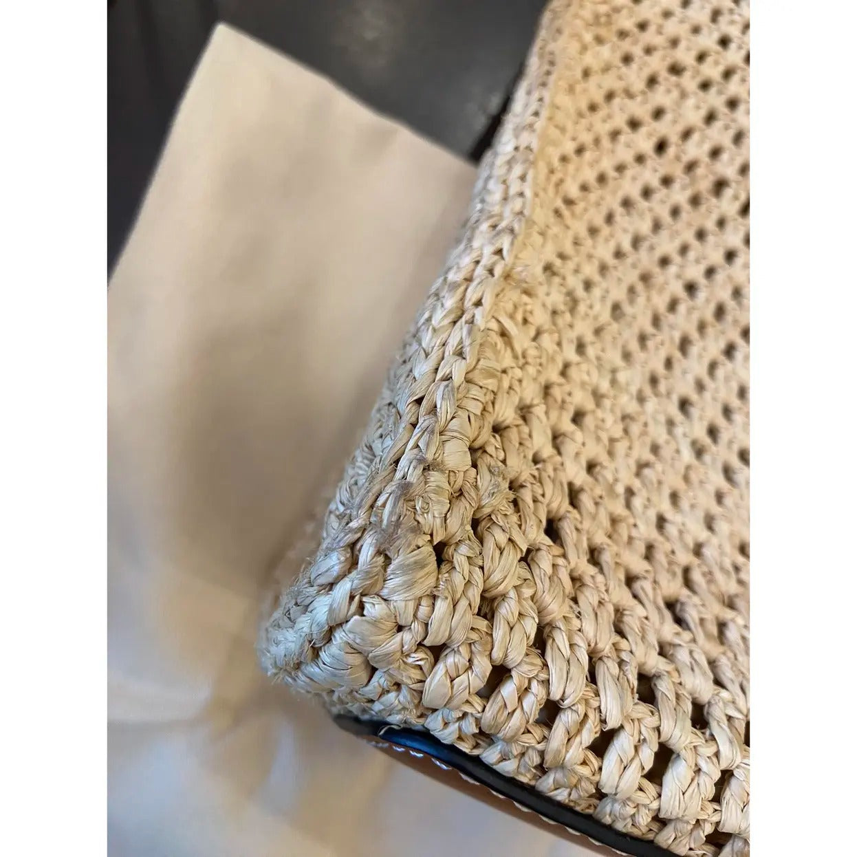 LOUIS VUITTON BY THE POOL RAFFA ONTHEGO MM M24723