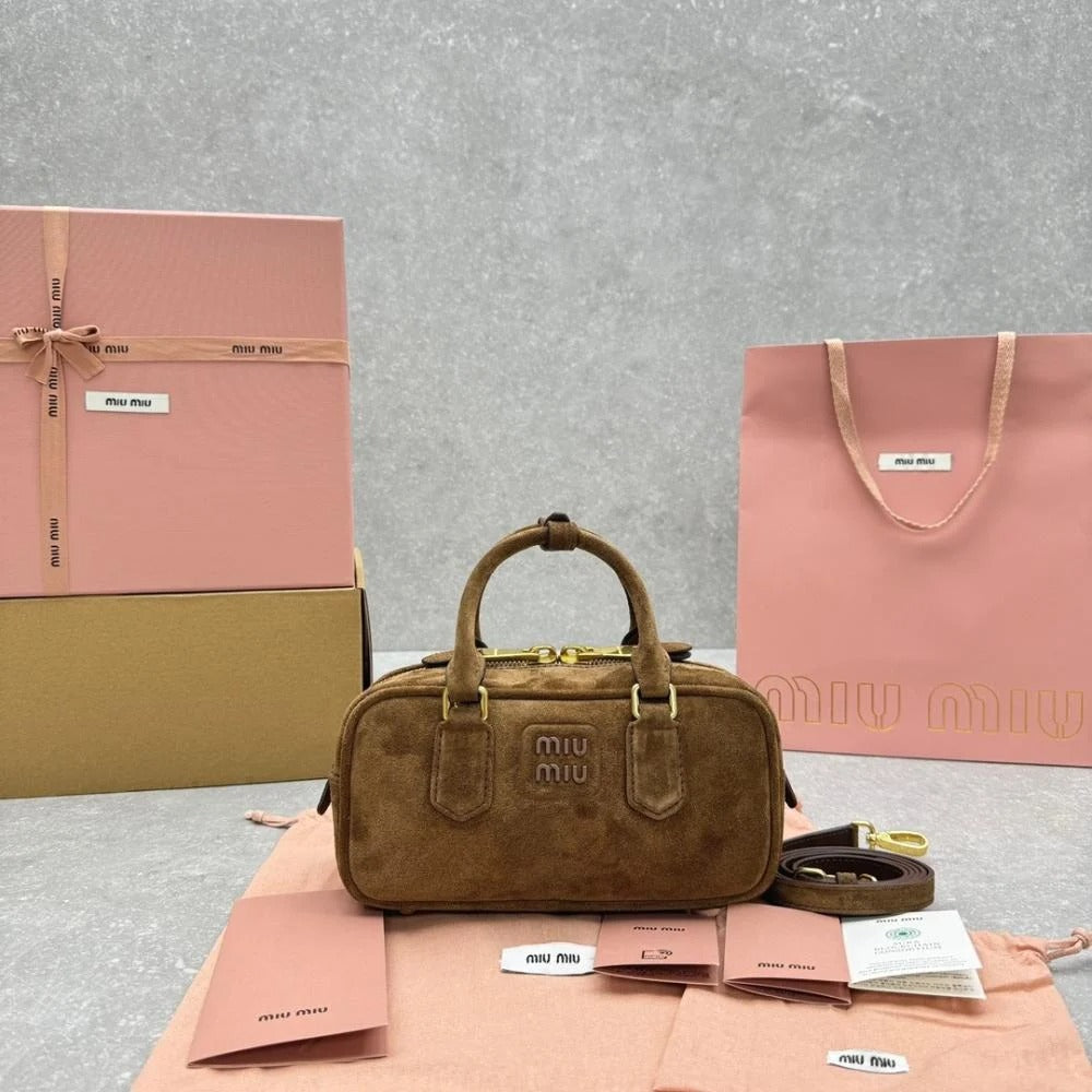 CARTERA tote acolchado Arcadia de Miu Miu